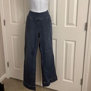 Belle by Kim Gravel blue jeans with fold over waistband. Size: 12